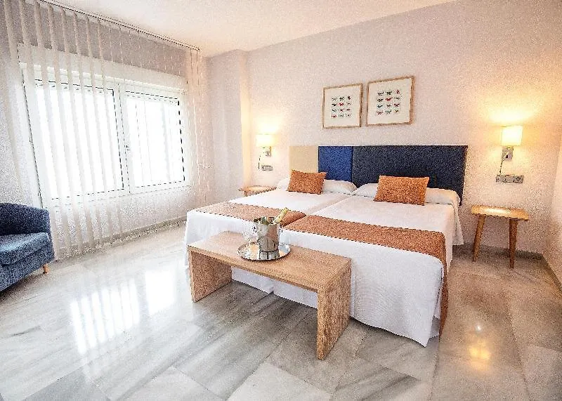 Lägenhetshotell First Flatotel International Benalmádena